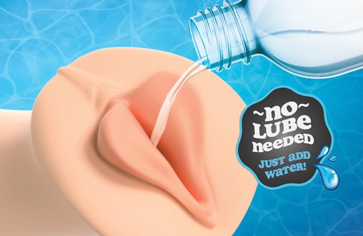 Actual product image Pipedream Wet Pussies Super Luscious Lips XXL