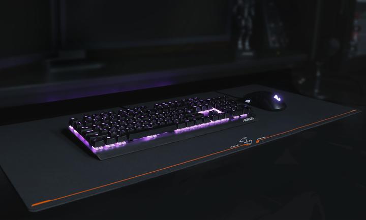 Actual product image Gigabyte Aorus AMP900 (L)