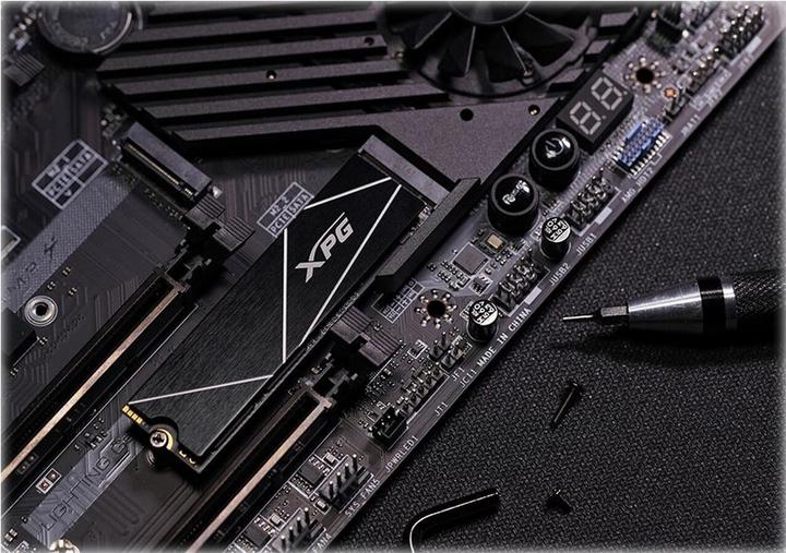 Immagine prodotto Adata XPG Gammix S70 Blade (1000 GB, M.2 2280)