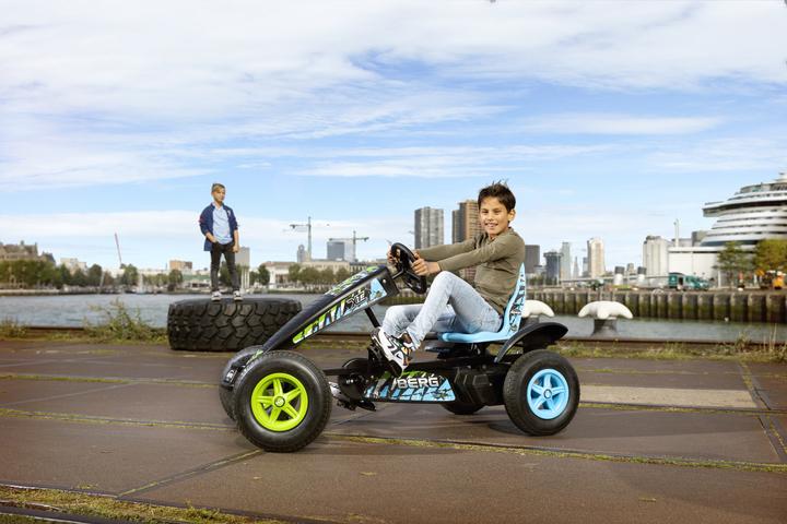 Actual product image BERG Electric Skelter X-ite E-BFR - Blauw/Groen - Vanaf 6 jaar