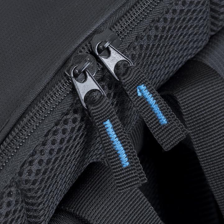 Produktbild Rivacase Riva Case Notebookrucksack 8067 & Sportflasche