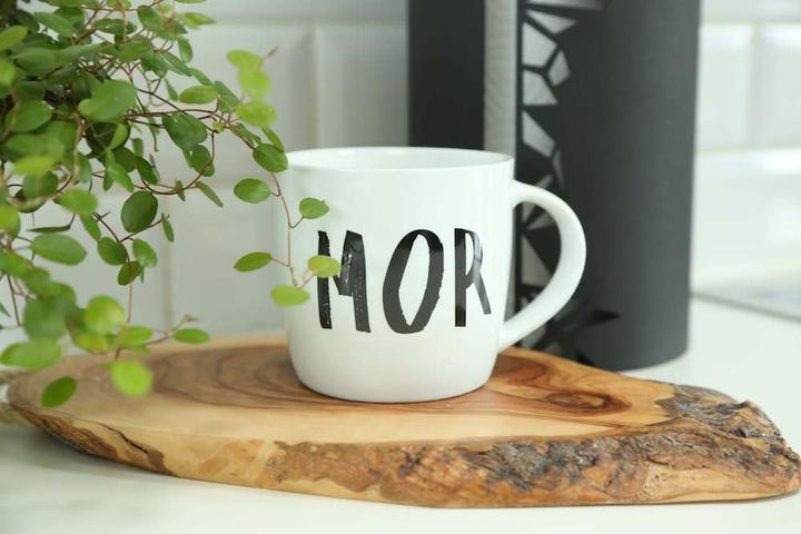 Actual product image Lund-Stougaard Kasia Lilja - 'Mor' Mug (KL400119)