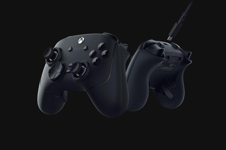 Actual product image Razer Wolverine V3 Pro (Xbox Series X, PC)