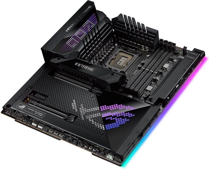Actual product image ASUS ROG Maximus Z690 Extreme (LGA 1700, Intel Z690 (DDR5), E-ATX)