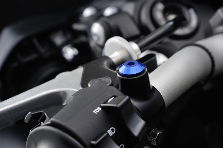 Immagine prodotto Daytona Tappo a vite in alluminio CNC anodizzato blu F. Specchio M10 X P1.25 filettatura destra