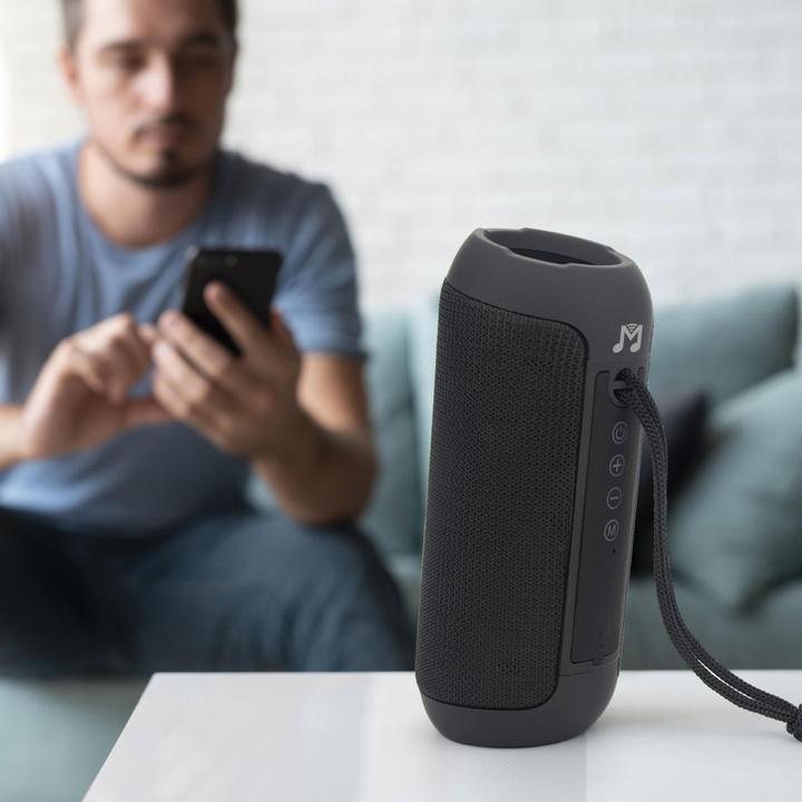 Produktbild Technaxx Bluetooth Lautsprecher, schwarz, mit Mikrofon und FM-Radiofunktion (730 h, Netzbetrieb)