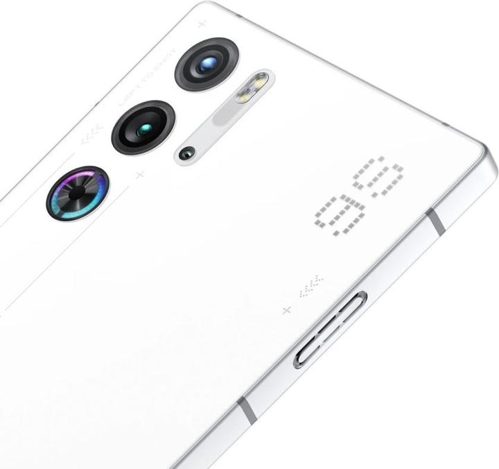 Actual product image Nubia RedMagic 9S Pro (256 GB, Frost, 6.80", Dual SIM, 50 Mpx, 5G)