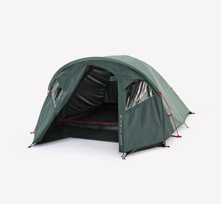Quechua MH100 (Kuppelzelt, 5.41 kg, 3 Personen)