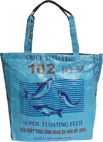 Produktbild Bekos Upcycling - Grosser Shopper XXL aus recycelten Fischfuttersäcke blau