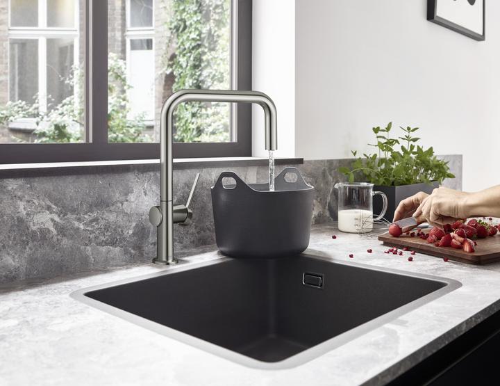 Productafbeelding hansgrohe Talis M54 ééngreeps keukenmengkraan U 220 (afwerking roestvrij staal)