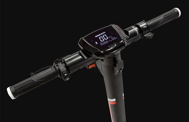 Produktbild Ducati E-Scooter Pro-III (25 km/h, 50 km, 350 W)