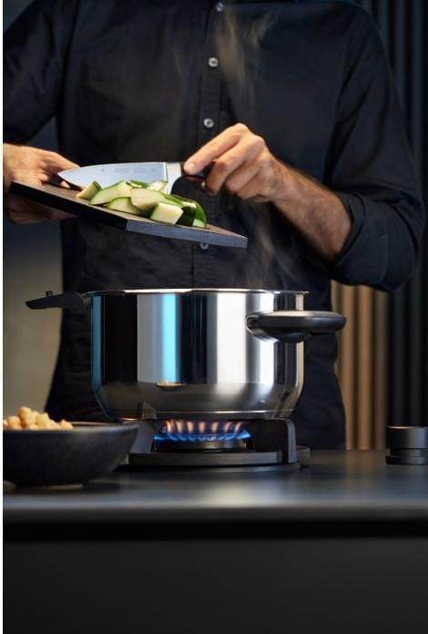 Produktbild WMF Schnellkochtopf 8,5l Dampfkochtopf Perfect Premium Induktion Edelstahl 18/10 (22 cm, Dampfkochtopf, Edelstahl)