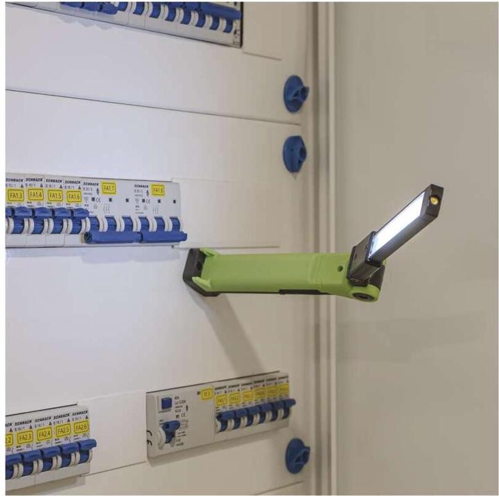 Produktbild Emos COB LED-Taschenlampe P4540, 750 lm, 1800 mAh, wiederaufladbar (2.80 cm, 750 lm)