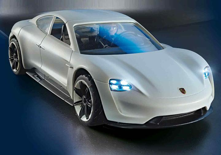 Actual product image Playmobil Rex Dasher's Porsche Mission E (70078)