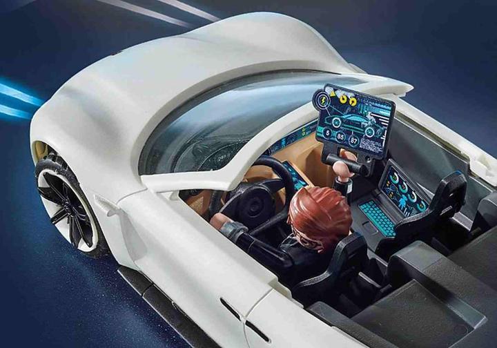 Actual product image Playmobil Rex Dasher's Porsche Mission E (70078)