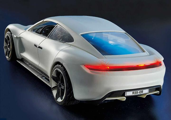 Actual product image Playmobil Rex Dasher's Porsche Mission E (70078)