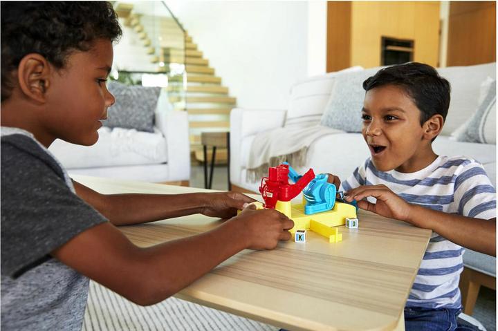 Actual product image Mattel Games Rock 'em Sock 'em Knock or Block (Multilingual)