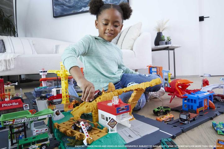 Actual product image Hot Wheels City Downtown Parking Garage