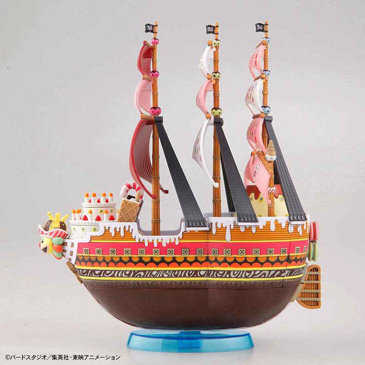 Actual product image Bandai One Piece - Queen Mama Chanter
