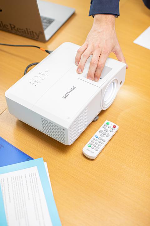 Actual product image Philips ProPix 650 - Videoprojektor Eco-Modus 29dB, Lautsprecher, Fernbedienung (WXGA, 4000 lm)