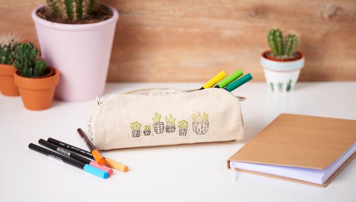 Actual product image VBS Pencil case with zipper, natural cotton, 22 cm