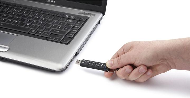 Produktbild iStorage datAshur (8 GB, USB-A, USB 2.0)