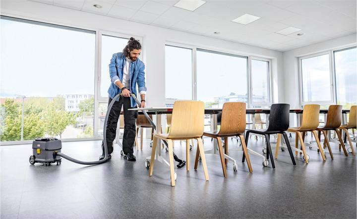 Produktbild Kärcher Akkusauger T 10/1 Bp Adv (Trockensauger)