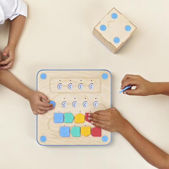 Actual product image Primotoys Cubetto Play Set Starter Kit
