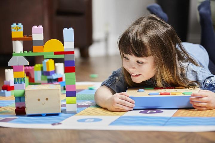 Actual product image Primotoys Cubetto Play Set Starter Kit