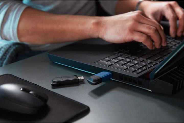 Image du produit Kingston DateTraveler Exodia M (2-Pack) (64 Go, USB-A, USB 3.2)