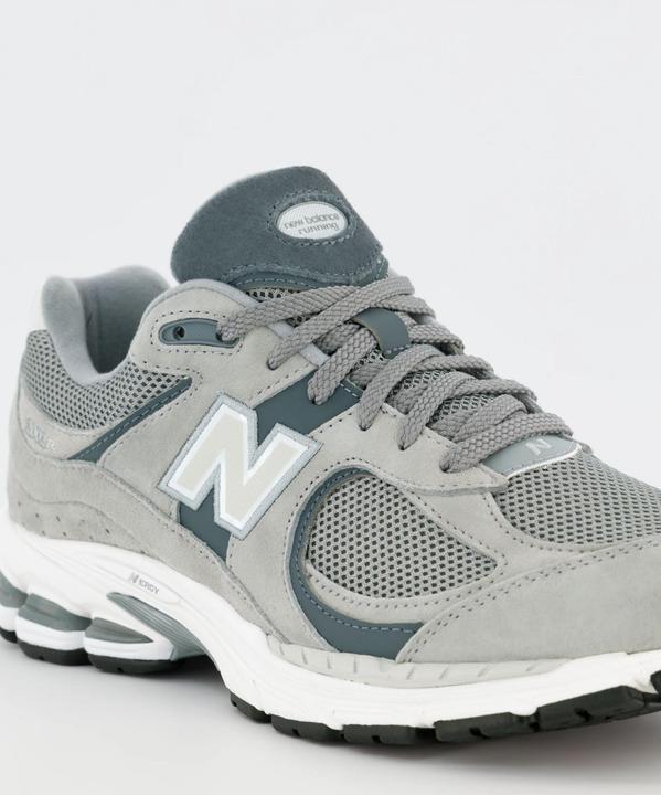 Produktbild New Balance 2002 RST (42)
