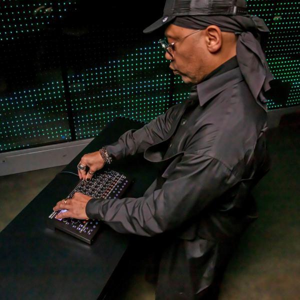 Actual product image Roland SH-4D Desktop Synthesizer