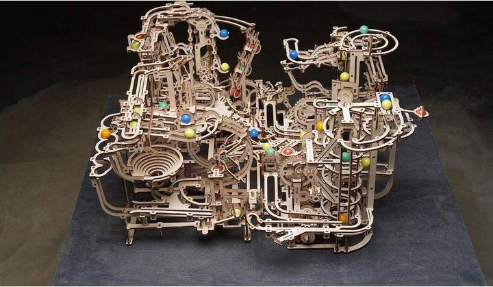 Produktbild Ugears Murmelbahn mit Spiralaufzug