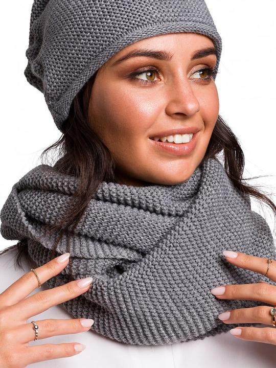 Actual product image BE Knit Tube scarf