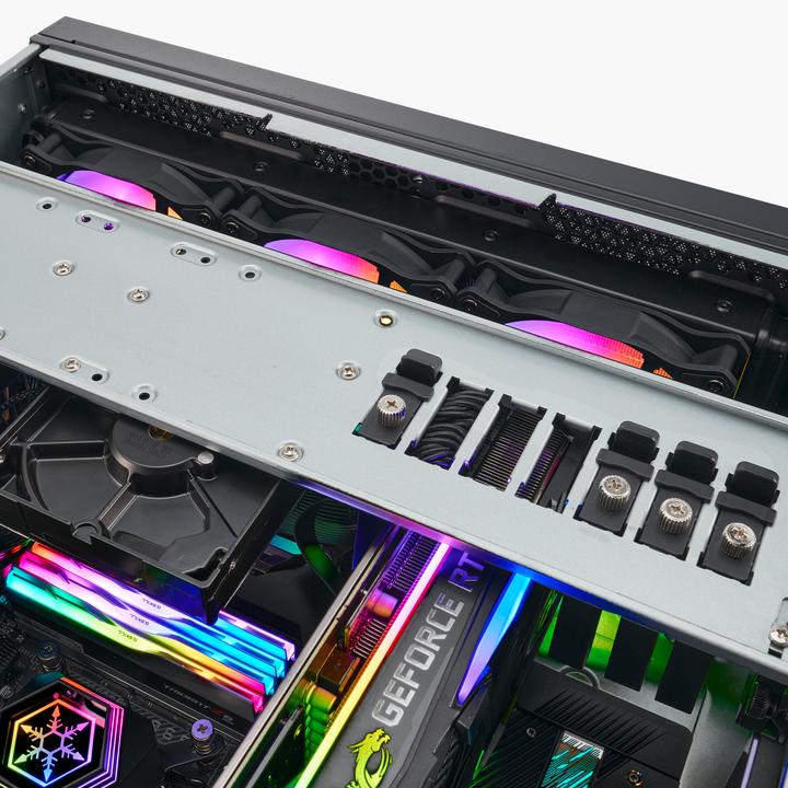 Image du produit Silverstone RM44 (SSI CEB, ATX, Mini-ITX, mATX, E-ATX)