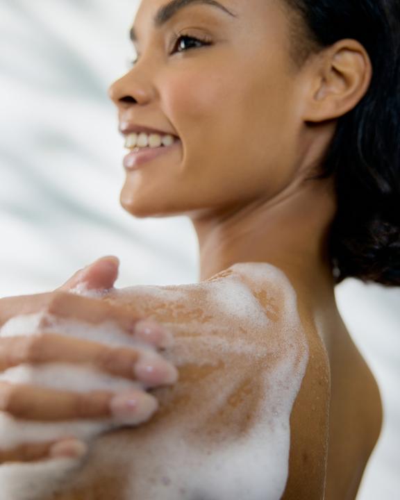 Produktbild NIVEA Waterlily & Oil (250 ml)