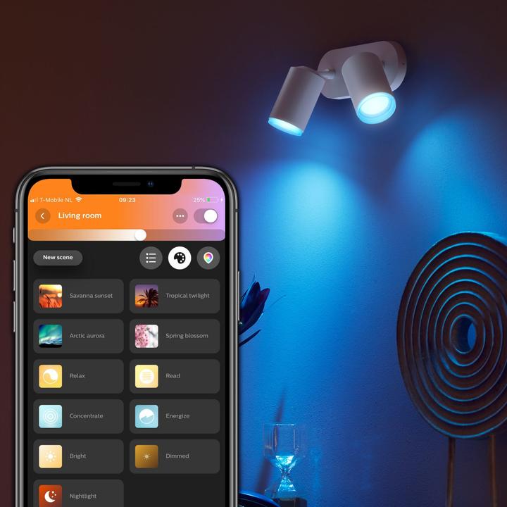 Actual product image Philips Hue Fugato Base BT (700 lm, GU10)