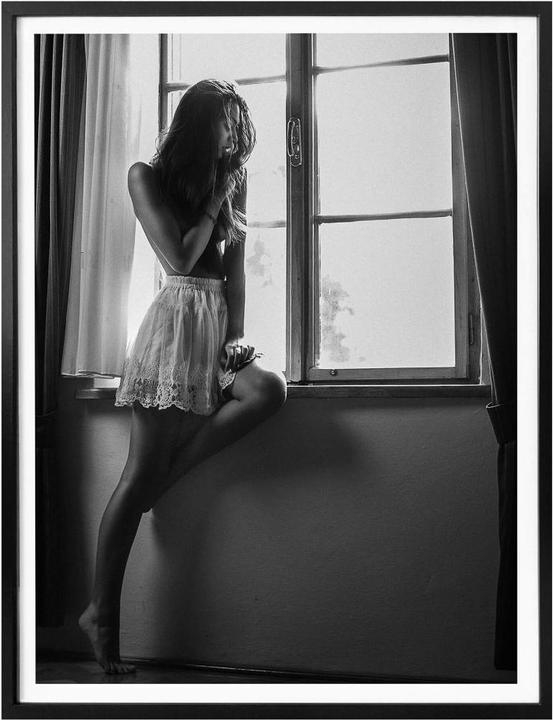 Produktbild Trenddeko Girl on the Window (24 x 30 cm)