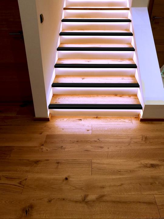 Immagine prodotto EGLO 900577 COB STRIPE LED Striscia LED 13,2W Bianco Telecomando controllabile Colore della luce (200 cm, Interno)