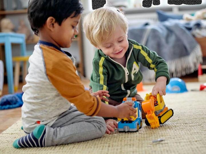 Actual product image LEGO excavator truck (10812)