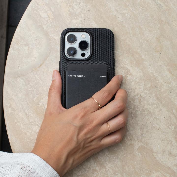 Produktbild Native Union schwarz (Apple iPhone 15 Plus, Apple iPhone 15 Pro Max, Apple iPhone 15 Pro, Apple iPhone 15)