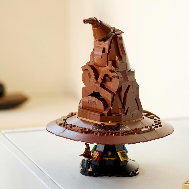 Actual product image LEGO The Talking Hat (76429, LEGO Harry Potter)