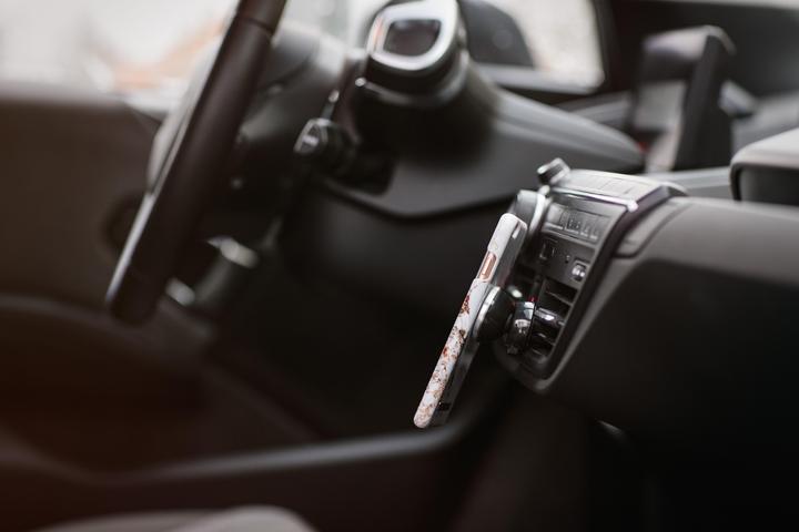 Produktbild iDeal Of Sweden Car Vent Mount Silver