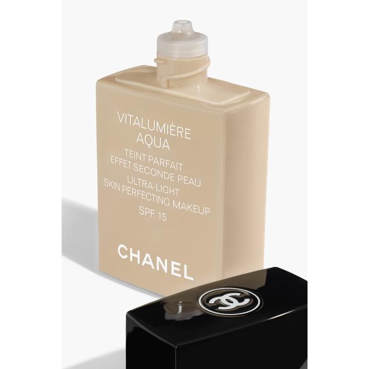 Produktbild Chanel Vitalumière Aqua Makeup SFP 15 (#20 Beige)