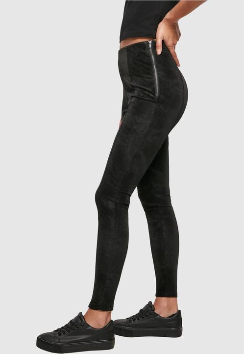 Produktbild Urban Classics Ladies Washed Synthetic Leather Pants (4XL)