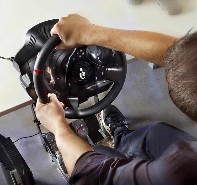 Immagine prodotto Thrustmaster Volante da corsa T500RS, PS3 e PC (PS3, PC)