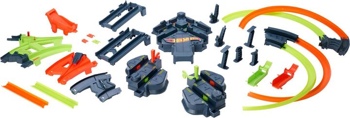 Actual product image Hot Wheels super-mega crash