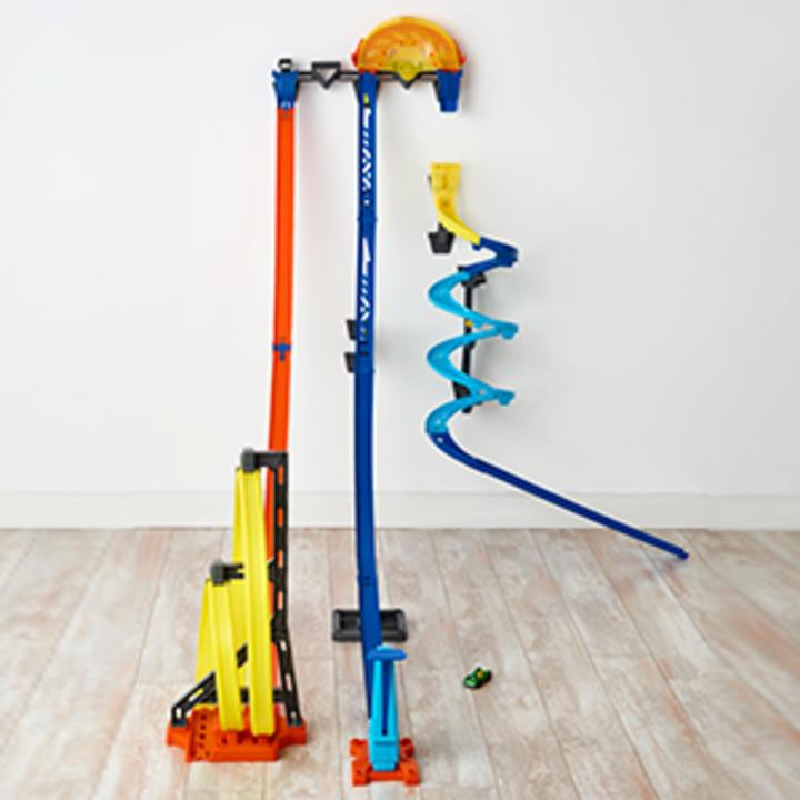 Produktbild Hot Wheels Senkrechtstarter Stunt-Set