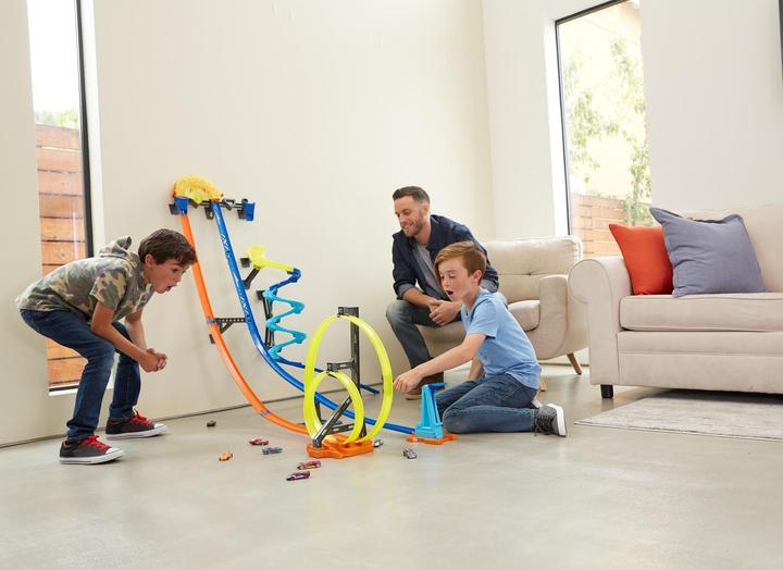 Produktbild Hot Wheels Senkrechtstarter Stunt-Set