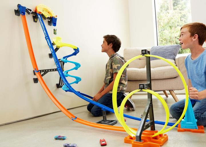 Produktbild Hot Wheels Senkrechtstarter Stunt-Set